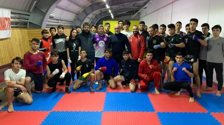 Darıca Belediyesi&rsquo;nde Muay Thai branşında eğitimler başladı