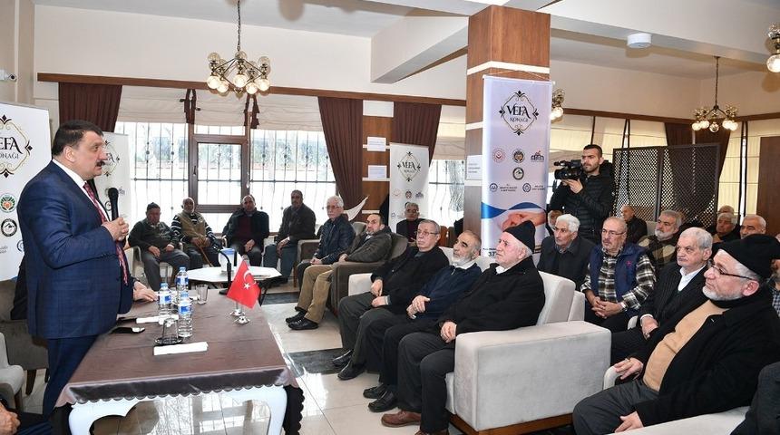 Başkan G&uuml;rkan&rsquo;dan Vefa Konağını ziyaret