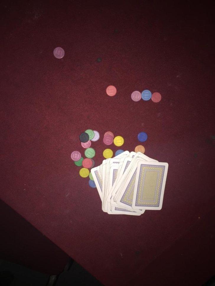 Mühürlenen yere kapı açtılar, tekrar kumar oynarken yakalandılar G3