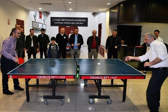 Çayırova Belediyesi masa tenisi turnuvası başladı