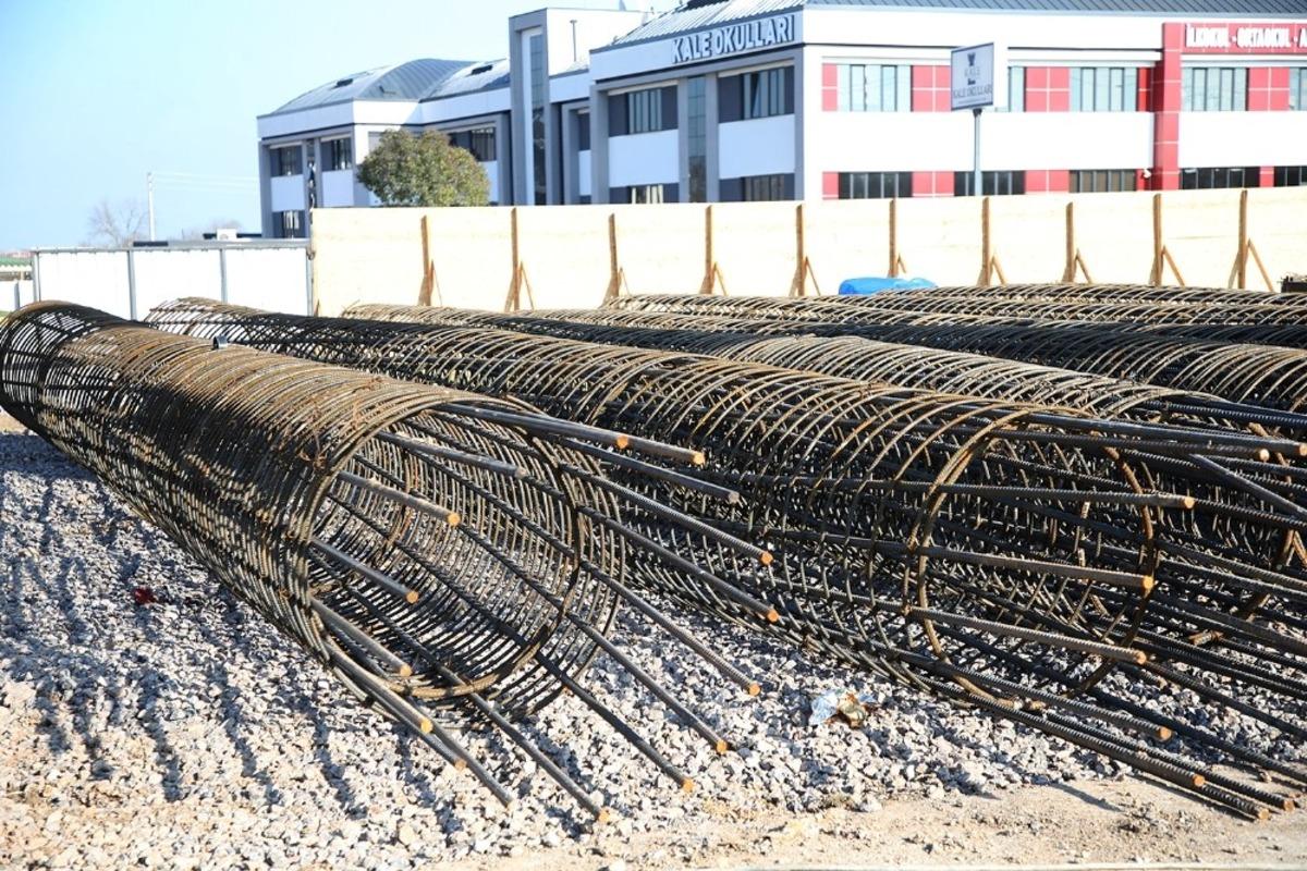 Yeni k&ouml;pr&uuml; ve duble yol i&ccedil;in &ccedil;alışmalar başladı