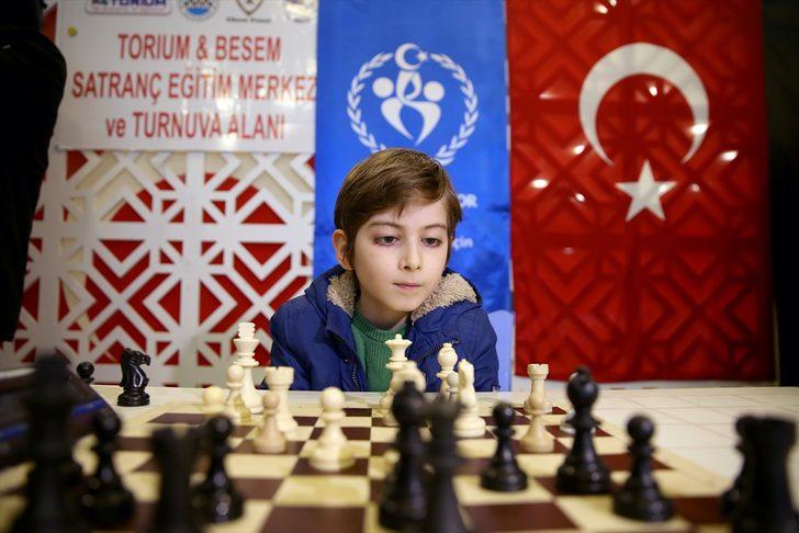 Türkiye'nin gündemine oturan Atakan Kayalar konuştu: Hedefim cumhurbaşkanlığı G4