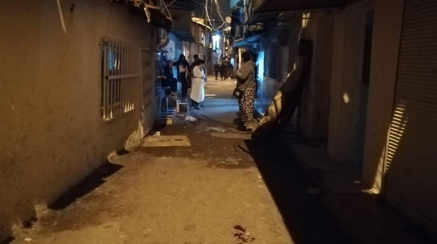 16 yaşındaki gen&ccedil;, sokak ortasında dehşet sa&ccedil;tı!