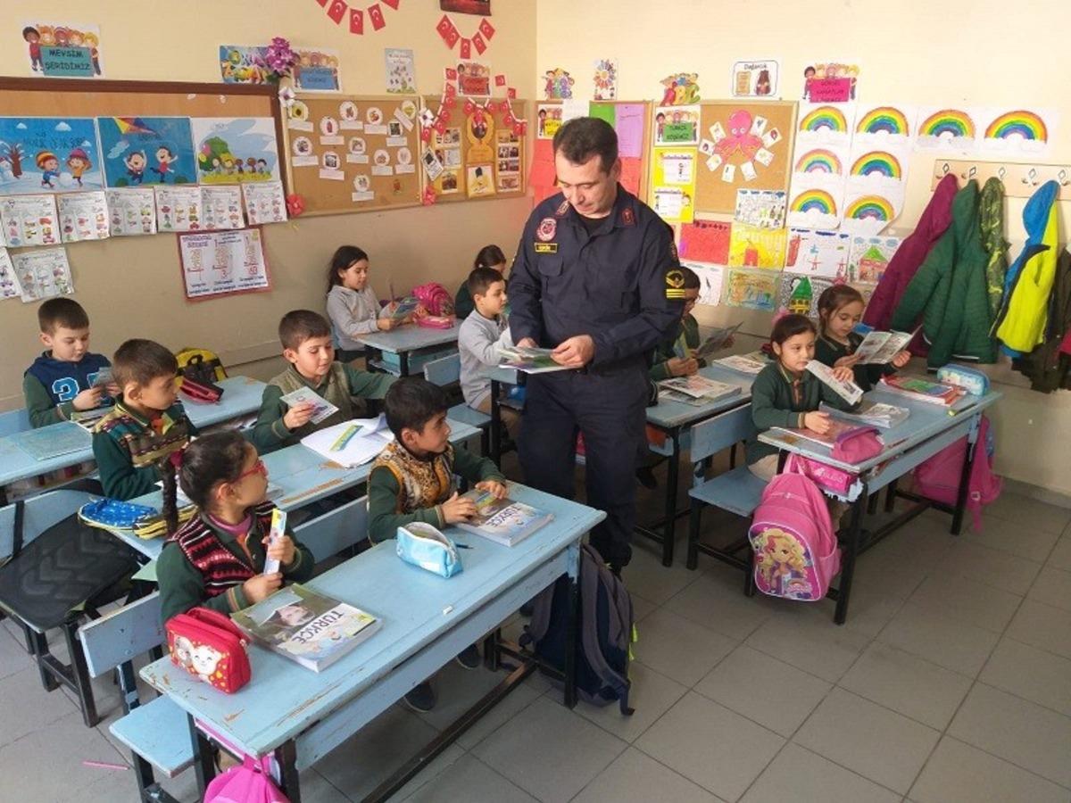 Jandarmadan, Trafik kazalarını &ouml;nleme eğitimi