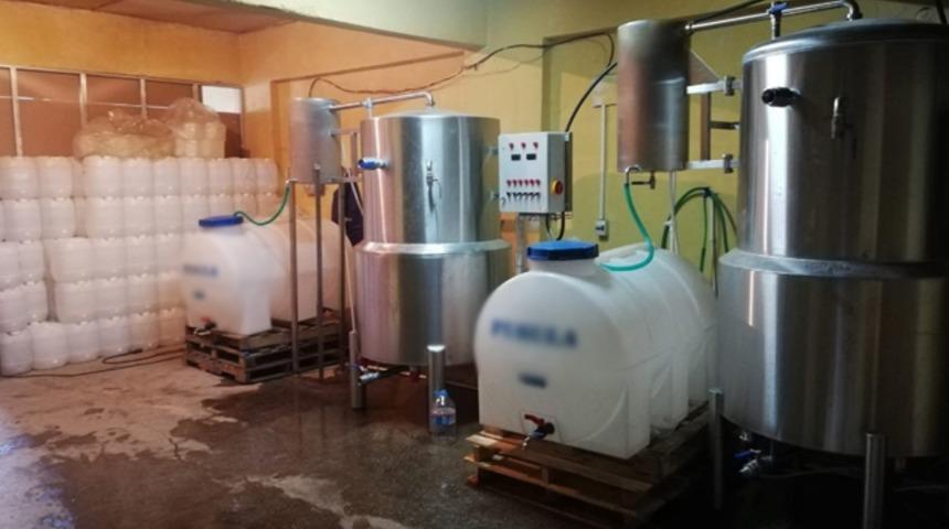 Ankara&rsquo;da 5 ton sahte i&ccedil;ki ele ge&ccedil;irildi