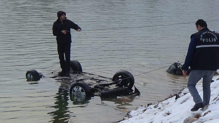 Malatya'da gölete uçan otomobilden cansız bedeni çıkarıldı G2