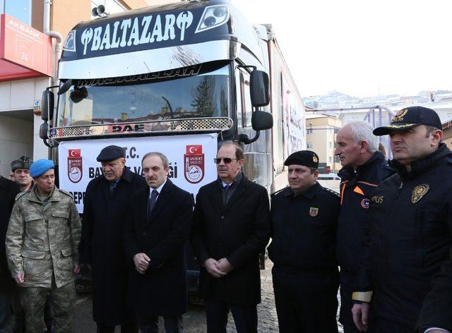 Bayburt Üniversitesinden deprem bölgesine yardım 1