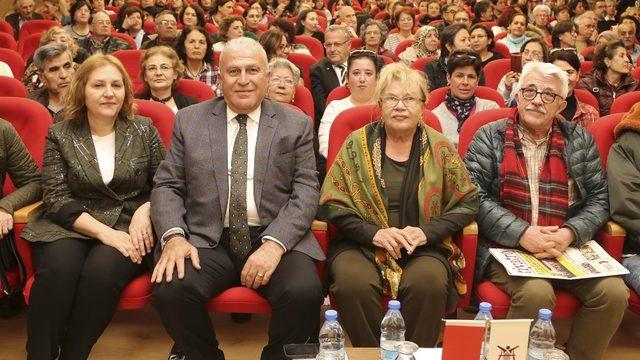 Efeler’den Nevra Serezli’ye büyük ilgi