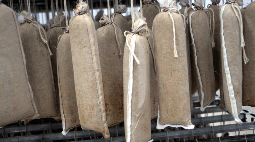 Bez sucuk: Tokat'ın tescilli organik lezzeti