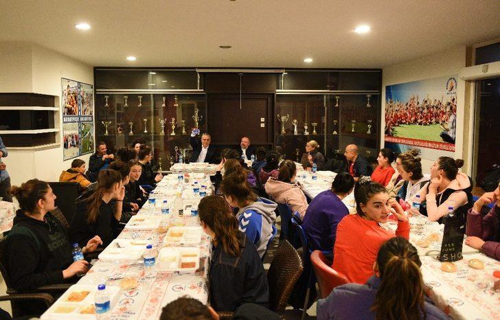 Başkan Uysal: "Hentbolda uzun vadeli bir yapılanma içindeyiz" G4