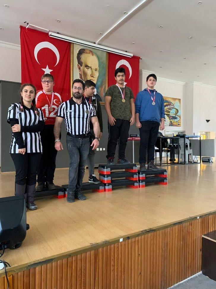 Bilek Güreşi Grup Müsabakalar Isparta’da G3