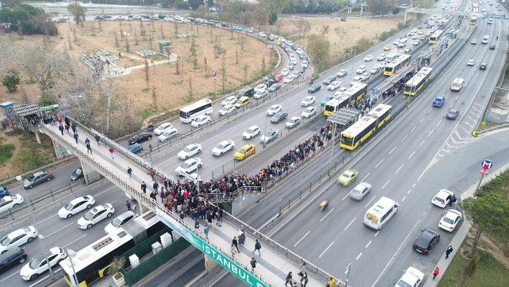 İBB’den metrobüs durakları arasında ulaşıma yüzde 79 oranında zam G2