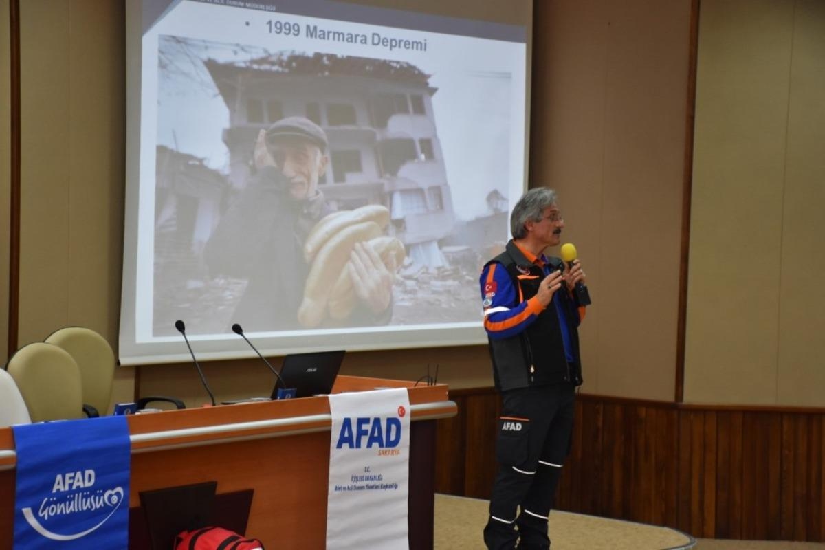 Erenler Belediyesi AFAD&rsquo;tan ilk yardım eğitimi aldı