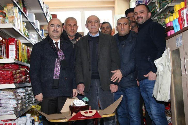 AK Partili Belediye Başkanı esnafı ziyaret etti G4