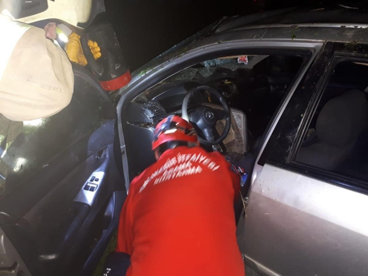 Aşırı hız kaza getirdi