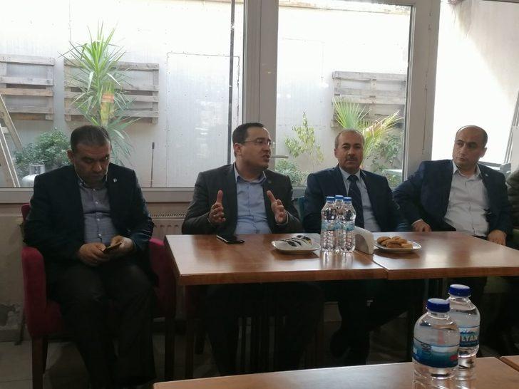 Öner ve ekibi Ahmetli’de eğitim camiasıyla buluştu G2