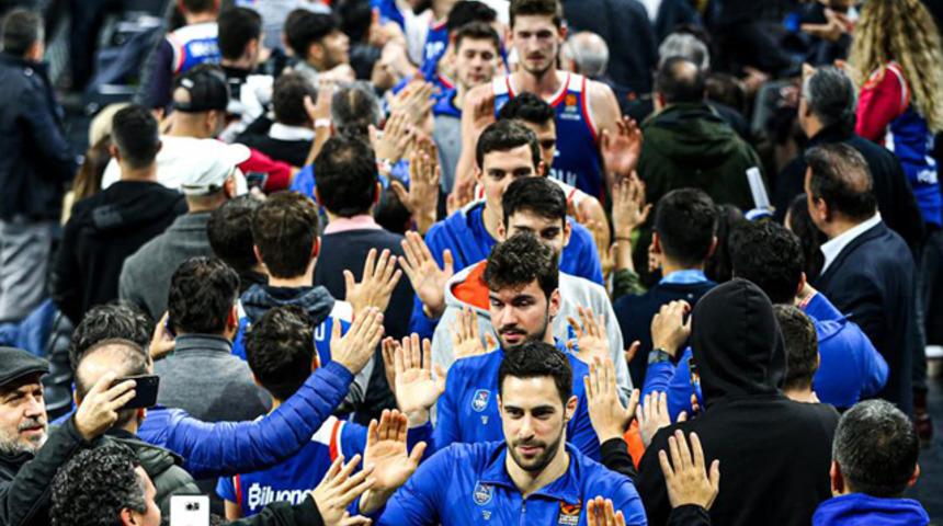 Anadolu Efes'te yeni sezon kombineleri satışa çıktı