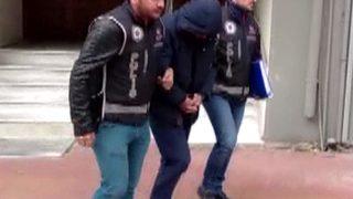 İzmir'de koro sanatçılarının maaşlarıyla ortadan kaybolmuştu! Yakalandı