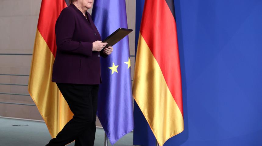 Saldırının ardından Merkel'den ilk a&ccedil;ıklama