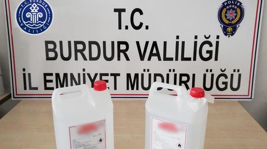 Burdur&rsquo;da 7 litre etil alkol ele ge&ccedil;irildi