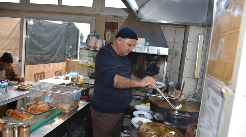 Muğla kebabı çorbası 12 saatte pişiyor! Yurt dışından bile yemek için geliyorlar