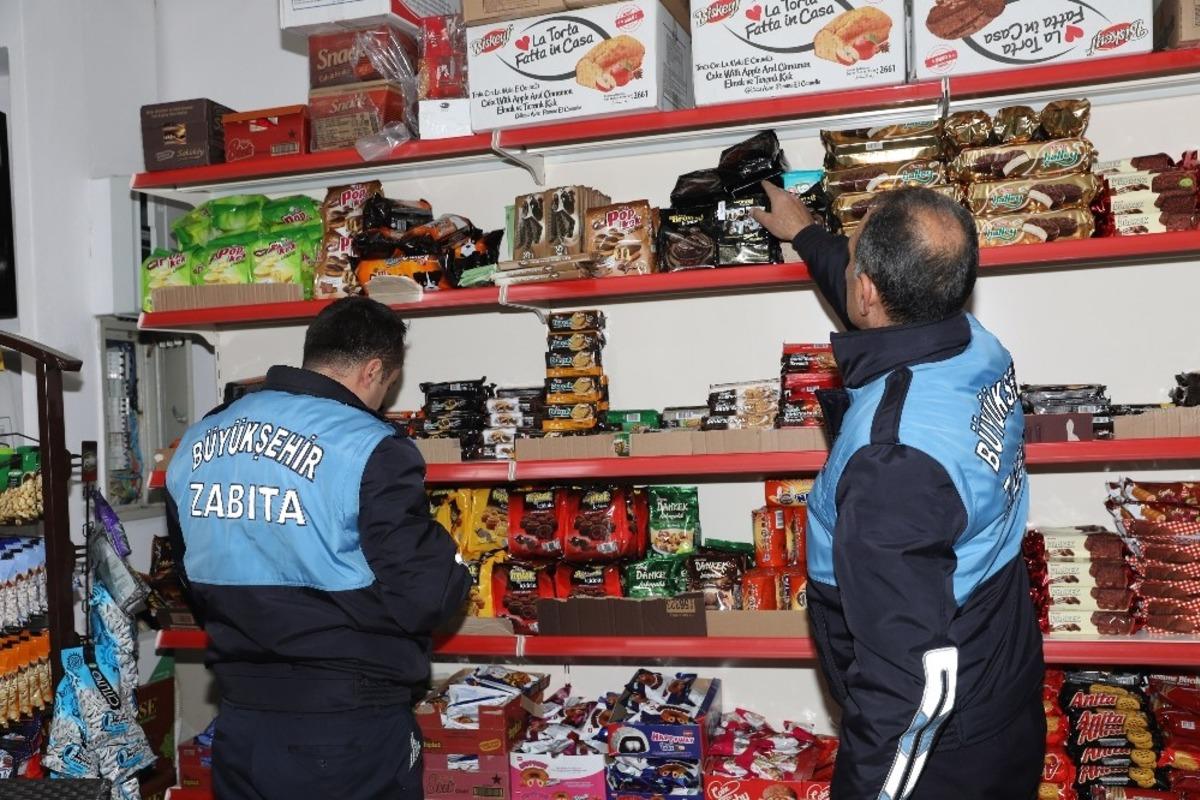 B&uuml;y&uuml;kşehir Belediyesi hastanelerdeki kantinleri denetliyor