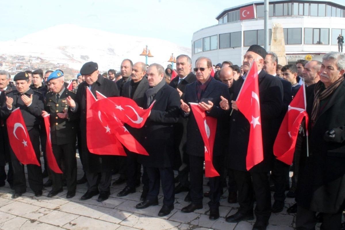 Bayburt&rsquo;ta şehitlere saygı y&uuml;r&uuml;y&uuml;ş&uuml;