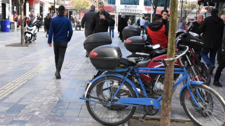 D&uuml;zce Belediyesinden kantinlere ve kaldırımlara sıkı denetim