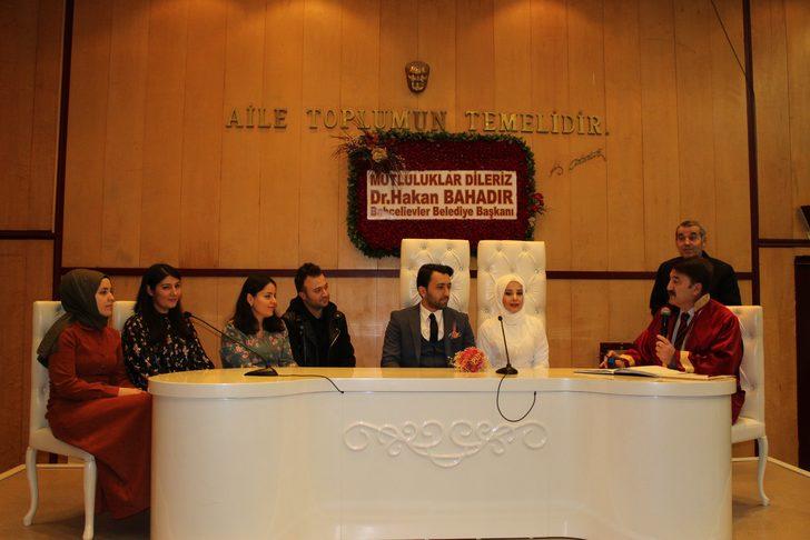 Nikah dairelerinde 'özel gün' yoğunluğu! G4
