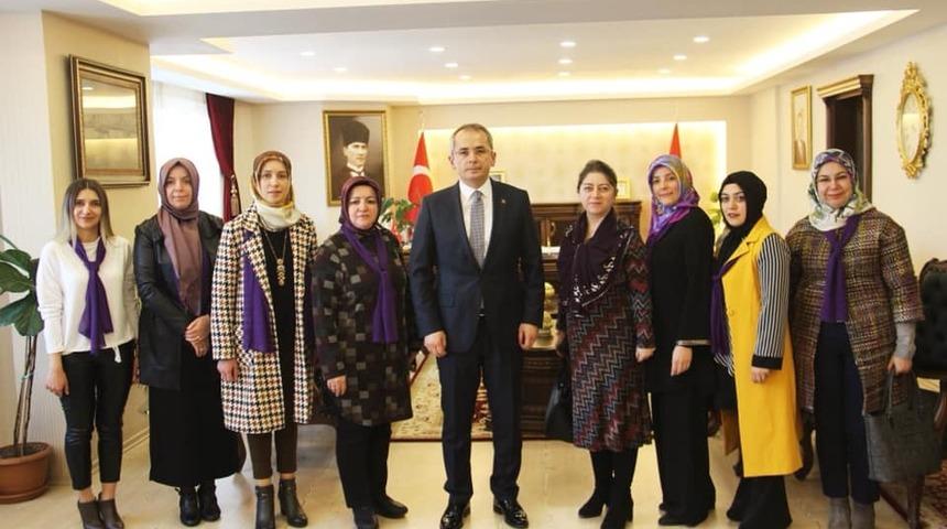 Tosya El Sanatları Derneği, Kaymakam Pişkin&rsquo;i ziyaret etti