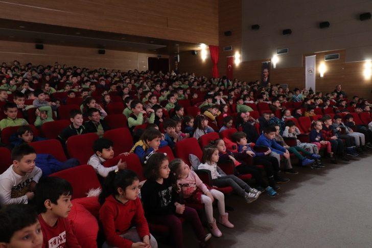 Çocuklar "Harikalar Mutfağını" doldurdu G3