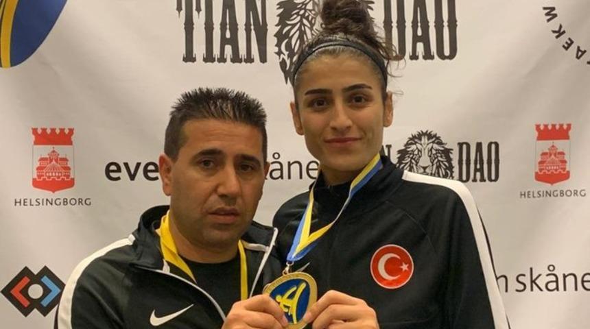 Hatice K&uuml;bra'dan bir altın daha