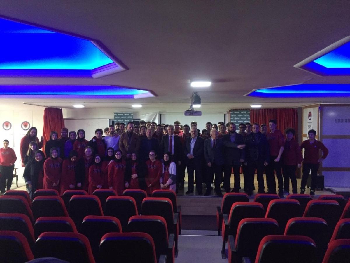 M&Uuml;SİAD&rsquo;tan lise &ouml;ğrencilerine yabancı dil konferansı