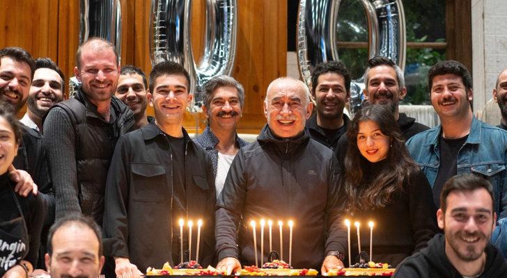 Şener Şen'li Zengin Mutfağı’ndan 100. oyun kutlaması