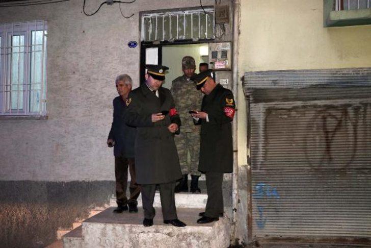 İdlib şehitlerinden Tankçı Sözleşmeli Er Mustafa Ertürk'ün acı haberi Gaziantep'teki ailesine ulaştı G3