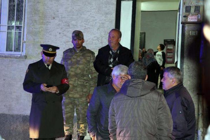 İdlib şehitlerinden Tankçı Sözleşmeli Er Mustafa Ertürk'ün acı haberi Gaziantep'teki ailesine ulaştı G5