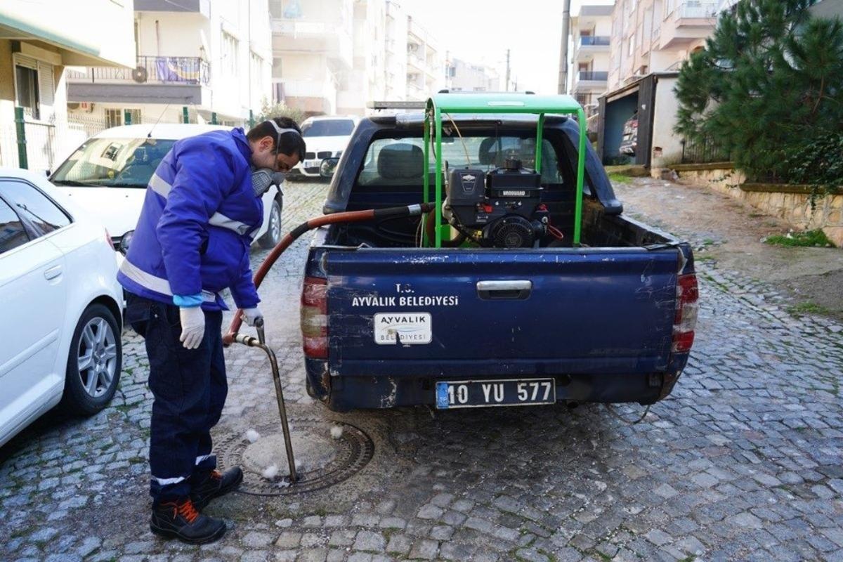 Ayvalık Belediyesi&rsquo;nden sivrisinek ile şimdiden amansız m&uuml;cadele