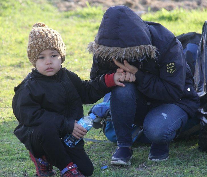 Göçmenleri "Avrupa’ya götürüyoruz" diye Adana’ya getirdiler G5