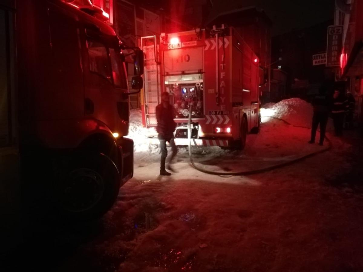Y&uuml;ksekova&rsquo;da korkutan yangın