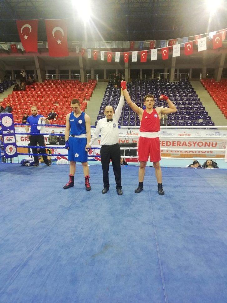 Kağıtsporlu boksörlerden önemli başarı G2