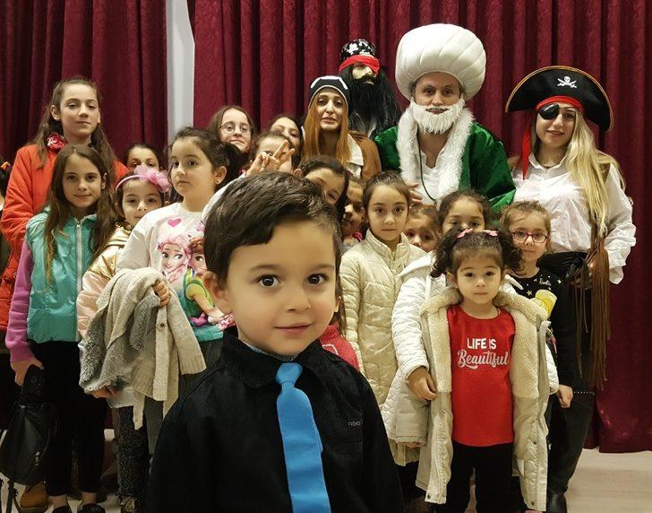 Kartepeli çocuklar tiyatroyla öğreniyor G2