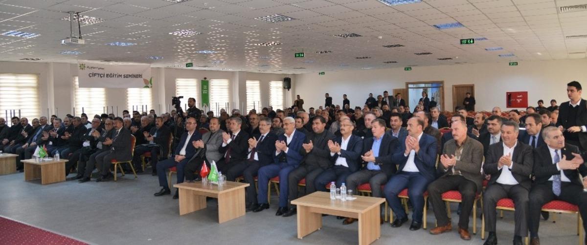 Başkan Akay, "S&uuml;rd&uuml;r&uuml;lebilir tarımda bir ilki ger&ccedil;ekleştiriyoruz"