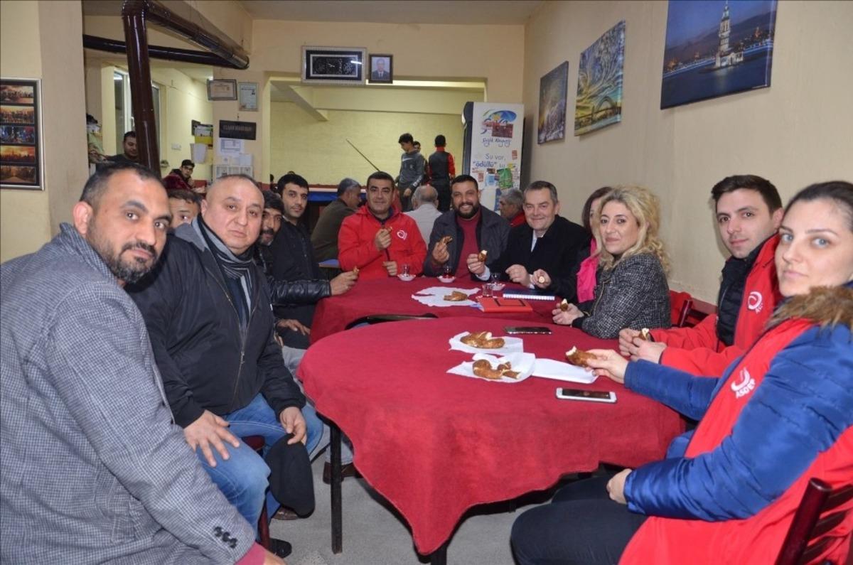 İhtiya&ccedil; sahibi aileler mahallelerinde ziyaret ediliyor