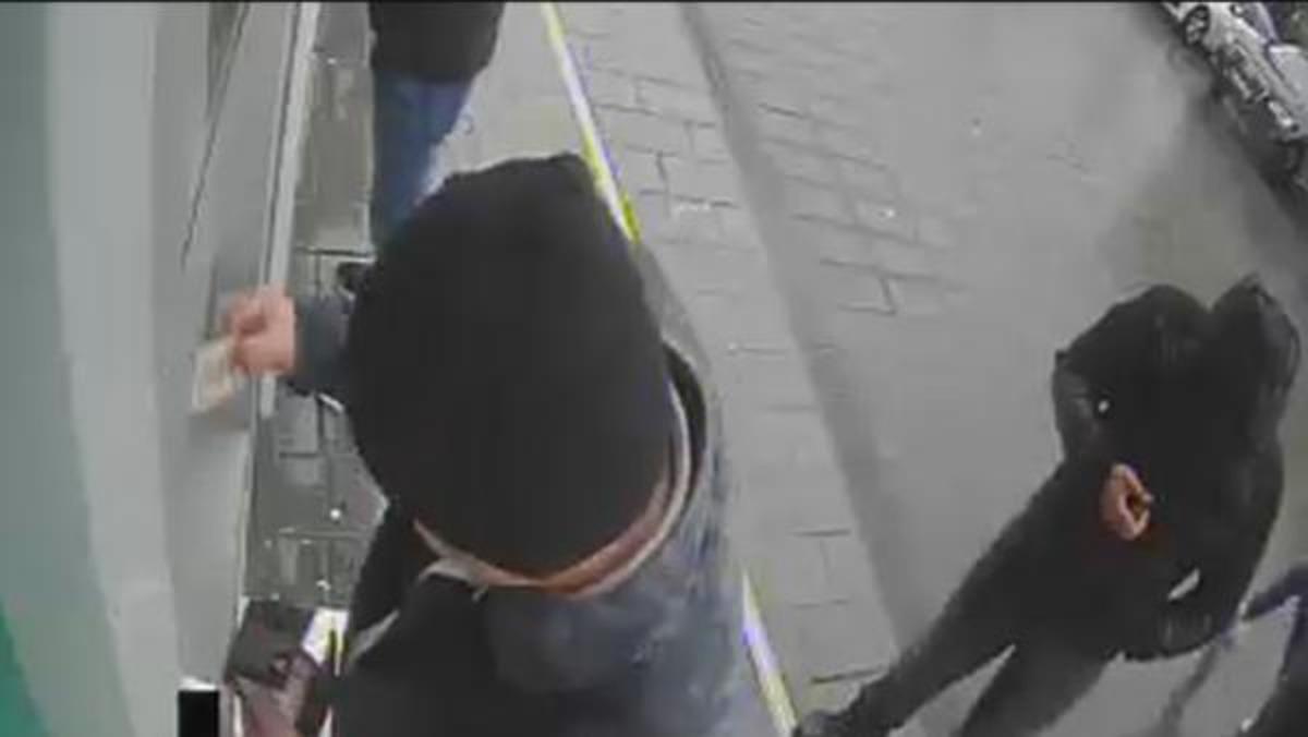 İstanbul'da ATM'lerden kart kopyalayan 5 kişilik &ccedil;ete yakalandı