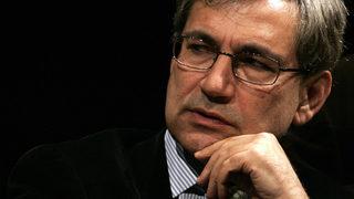 Orhan Pamuk'un yeni kitabı 'Kırmızı Saçlı Kadın' çıktı