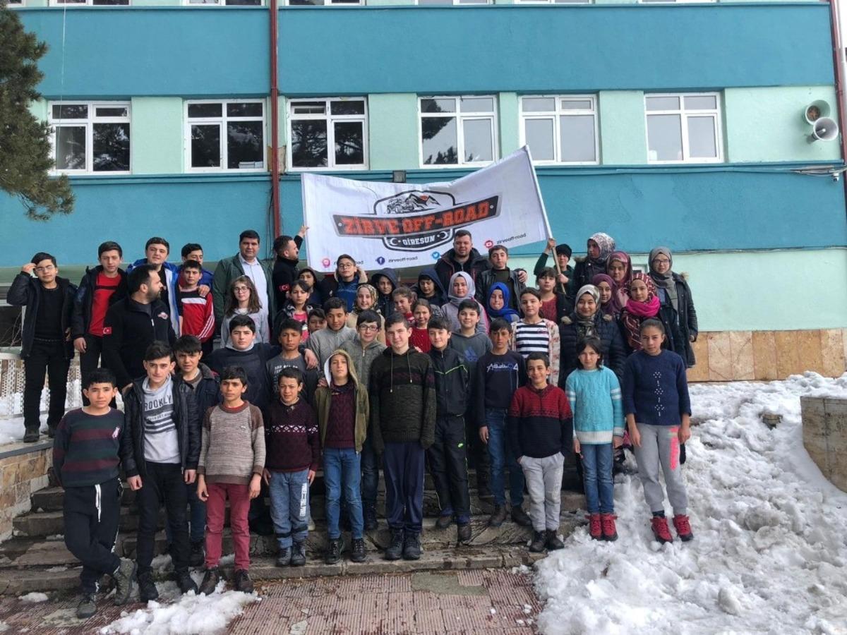 Giresunlu Offroad&rsquo;culardan Sivas&rsquo;a yardım eli