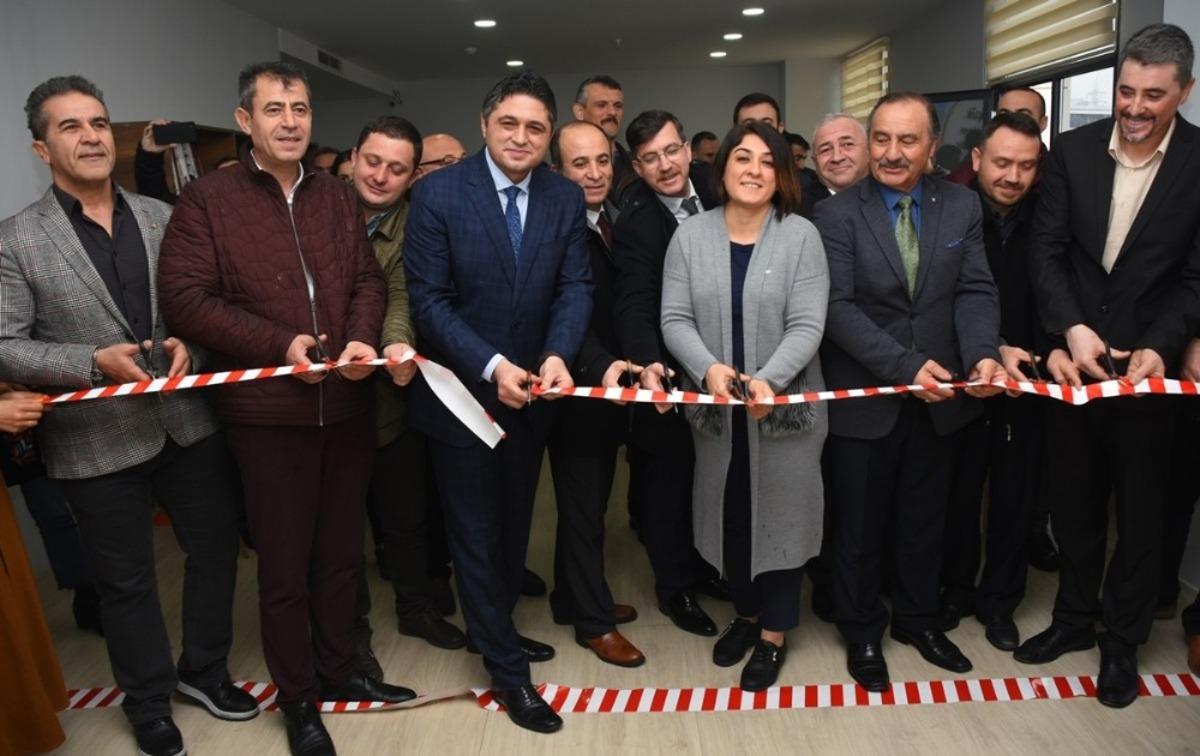 Meslek k&uuml;t&uuml;phanesi Aliağa&rsquo;da a&ccedil;ıldı