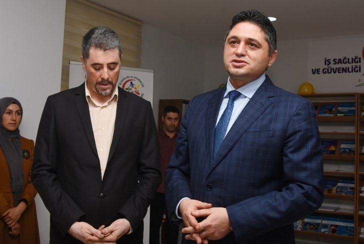 Meslek kütüphanesi Aliağa’da açıldı G5