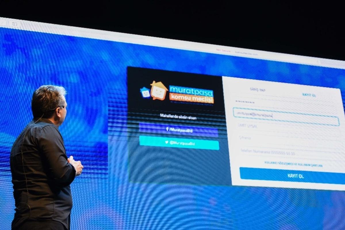 T&uuml;rkiye&rsquo;nin ilk dijital demokrasi uygulaması Komşu Meclisi Muratpaşa&rsquo;da başlıyor
