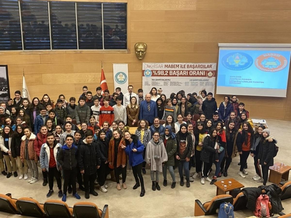 Akhisarlı &ouml;ğrenci ve velilere LGS semineri